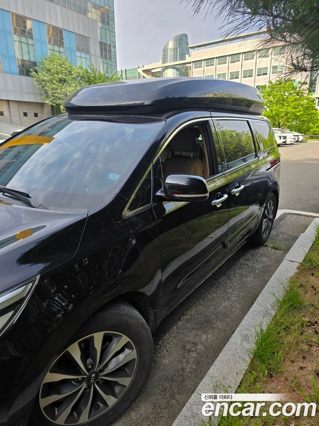 Kia Carnival 11-seater Hi-Limousine Prestige 2015 — фото 3