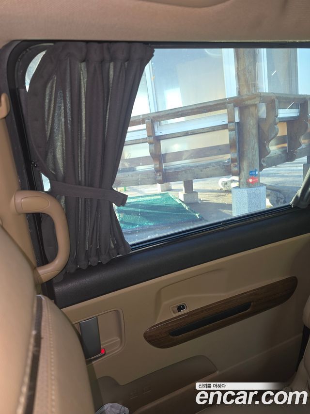 Kia Carnival 11-seater Hi-Limousine Prestige 2015 — фото 7