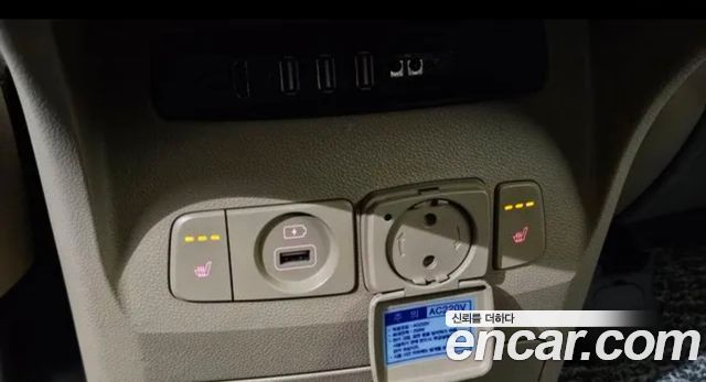 Kia Carnival 11-seater Hi-Limousine Prestige 2015 — фото 15