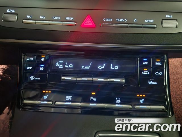 Hyundai Grandeur (IG) 3.0 LPi Rent Car Modern 2022 — фото 10