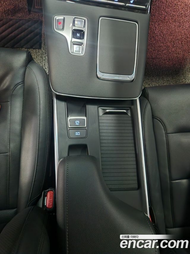 Hyundai Grandeur (IG) 3.0 LPi Rent Car Modern 2022 — фото 18