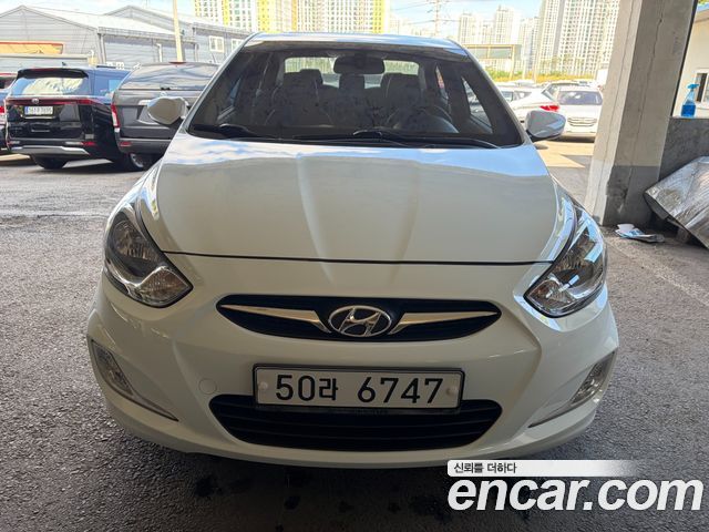 Hyundai Accent (New) Diesel 1.6 VGT Premier 2011 — фото 3