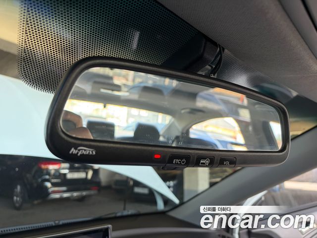 Hyundai Accent (New) Diesel 1.6 VGT Premier 2011 — фото 10