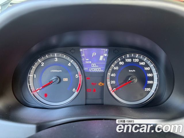 Hyundai Accent (New) Diesel 1.6 VGT Premier 2011 — фото 15