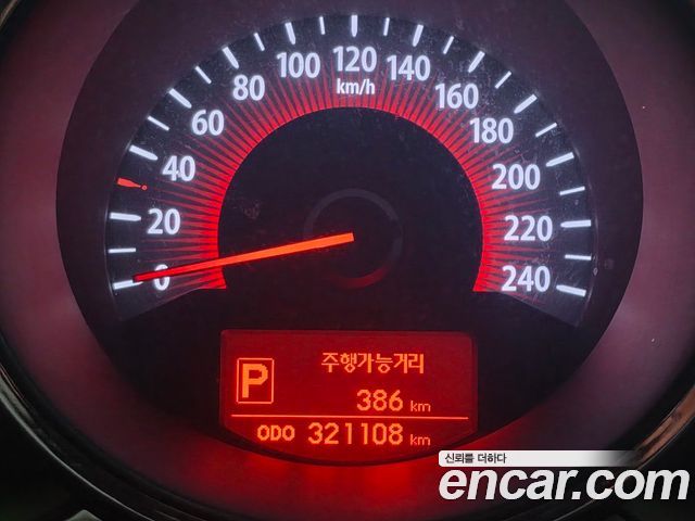 Kia Sorento R Diesel 2.0 4WD TLX Special 2012 — фото 18