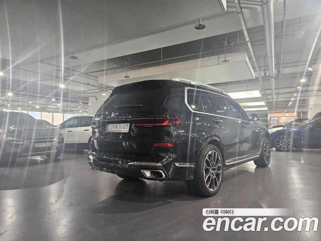 BMW X7 (G07) xDrive 40i M Sport 6STR 2025 — фото 2