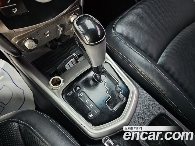 KG Mobility (SsangYong) Tivoli Diesel VX 2WD 2016 — фото 8