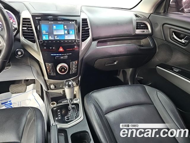 KG Mobility (SsangYong) Tivoli Diesel VX 2WD 2016 — фото 10