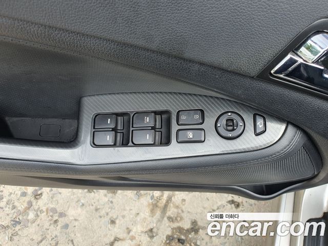 Kia K5 Hybrid Luxury 2013 — фото 18