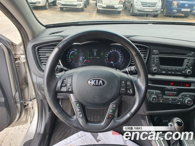 Kia K5 Hybrid Luxury 2013 — фото 21