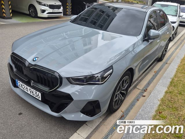 BMW 5 Series (G60) 523d M Sport