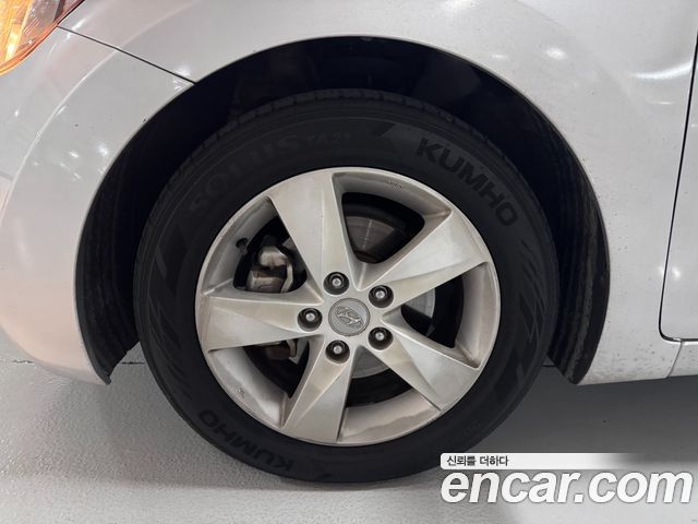Hyundai Avante (MD) M16 GDI Avenue 2014 — фото 15