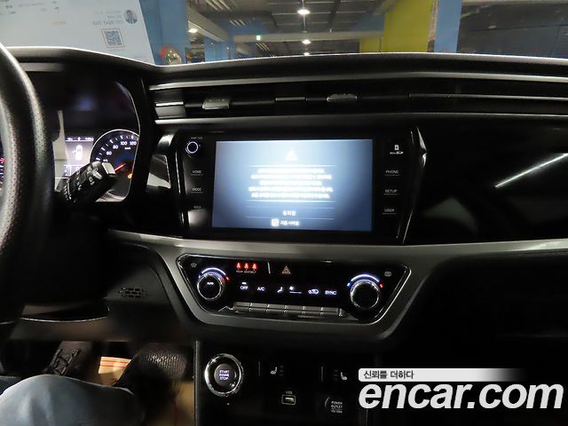 KG Mobility (SsangYong) Beautiful Korando Gasoline 1.5 2WD C5 2022 — фото 21