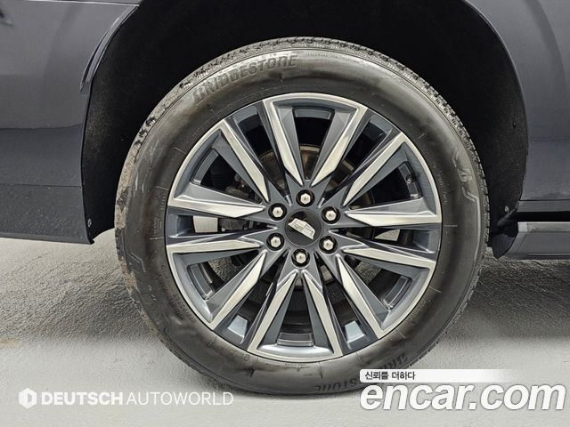 Cadillac Escalade (V) 6.2 ESV ESV Sports Platinum 2021 — фото 5