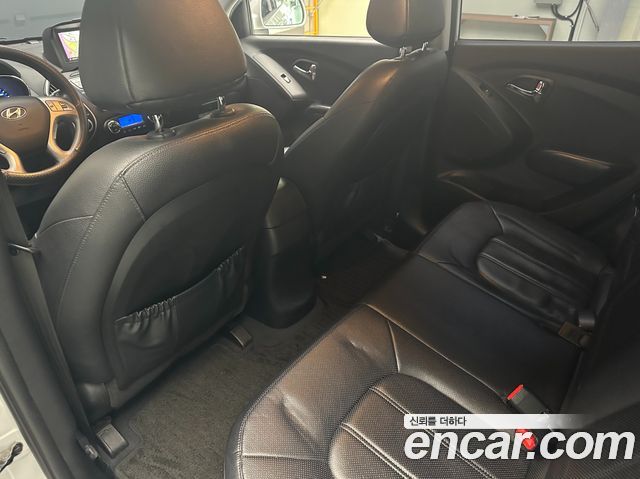 Hyundai Tucson ix Diesel 2WD X20 Smart 2013 — фото 21