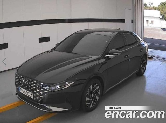 Hyundai Grandeur Hybrid (IG) Premium