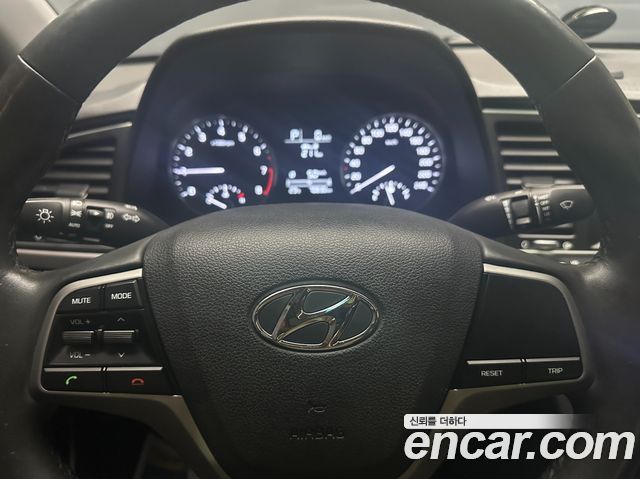 Hyundai Avante (AD) 1.6 GDI Smart 2016 — фото 8
