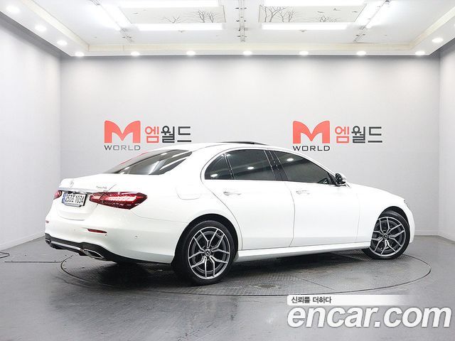 Mercedes-Benz E-Class (W213) E220d 4MATIC AMG Line 2021 — фото 2