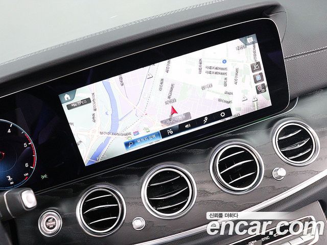 Mercedes-Benz E-Class (W213) E220d 4MATIC AMG Line 2021 — фото 19