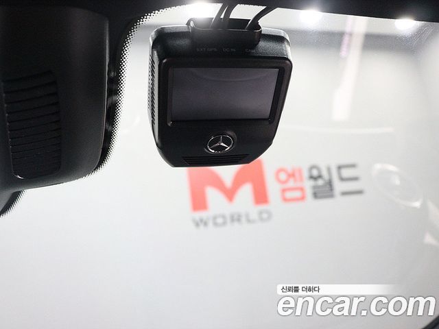 Mercedes-Benz E-Class (W213) E220d 4MATIC AMG Line 2021 — фото 23