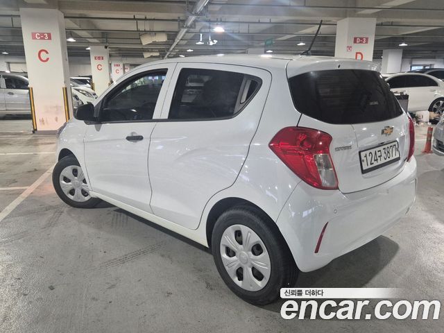 Chevrolet Spark Van 2020 — фото 4