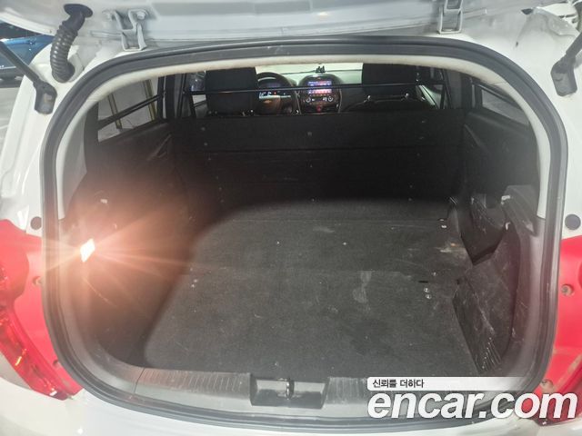 Chevrolet Spark Van 2020 — фото 23