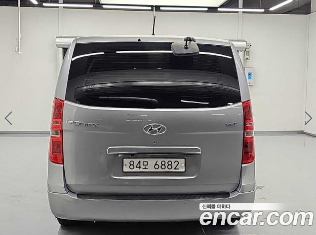 Hyundai Grand Starex Van 5-Seater Smart 2021 — фото 3