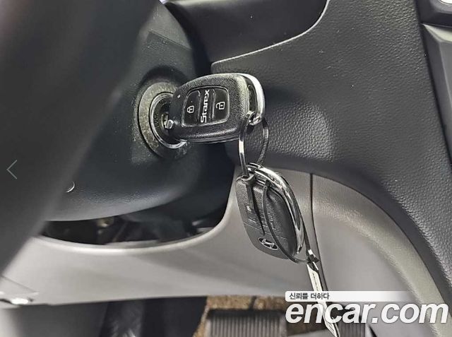 Hyundai Grand Starex Van 5-Seater Smart 2021 — фото 19