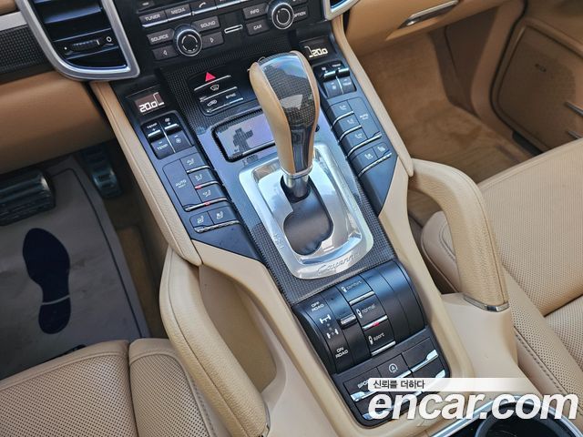 Porsche Cayenne 4.2 S Diesel 958 2014 — фото 17