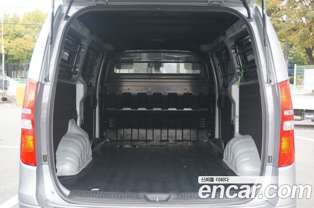 Hyundai Grand Starex Van 3-Seater Smart 2021 — фото 5
