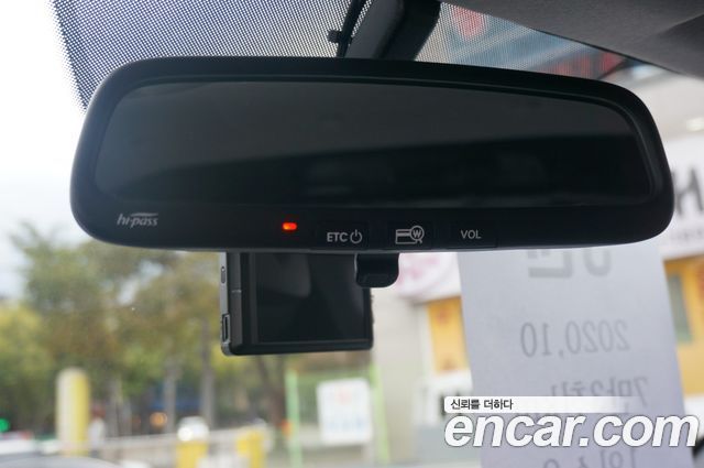 Hyundai Grand Starex Van 3-Seater Smart 2021 — фото 17