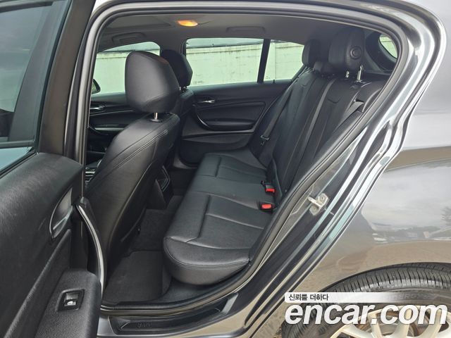 BMW 1 Series (F20) 118d Sport 5Door 2015 — фото 19