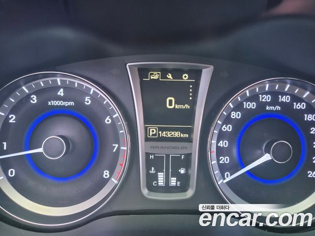Hyundai Grandeur (HG) HG240 Modern Collection 2017 — фото 6