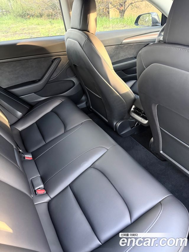 Tesla Model 3 Long Range AWD 2022 — фото 3