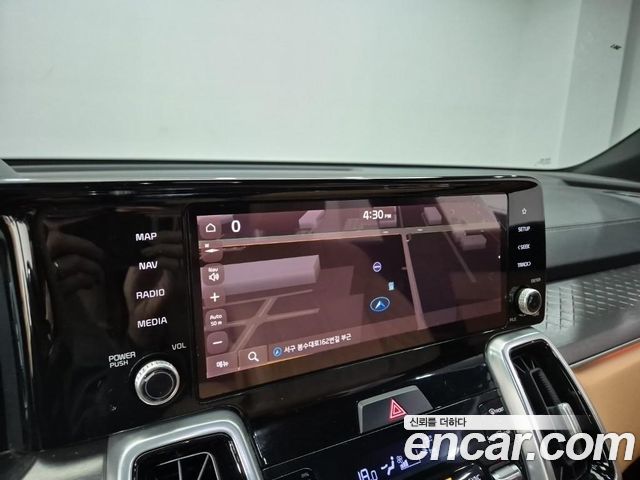 Kia Sorento (IV) HEV 1.6 2WD Gravity 2021 — фото 18