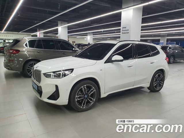BMW iX1 (U11) xDrive 30 M Sport