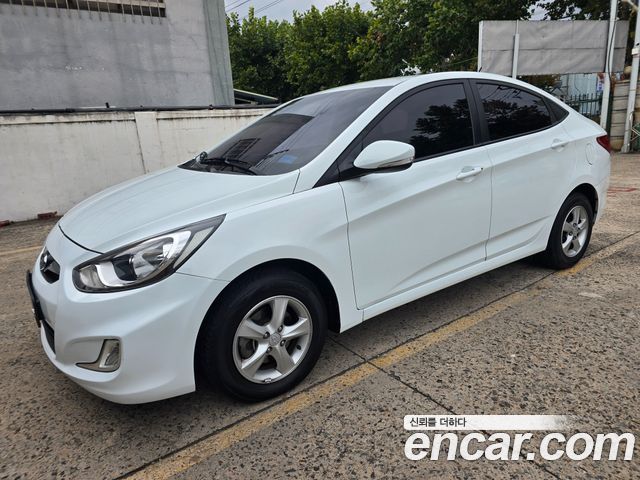 Hyundai Accent (New) 1.4 VVT Modern