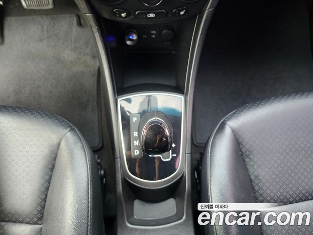 Hyundai Accent (New) 1.4 VVT Modern 2015 — фото 6