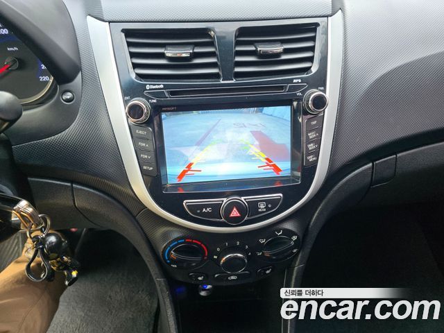 Hyundai Accent (New) 1.4 VVT Modern 2015 — фото 8