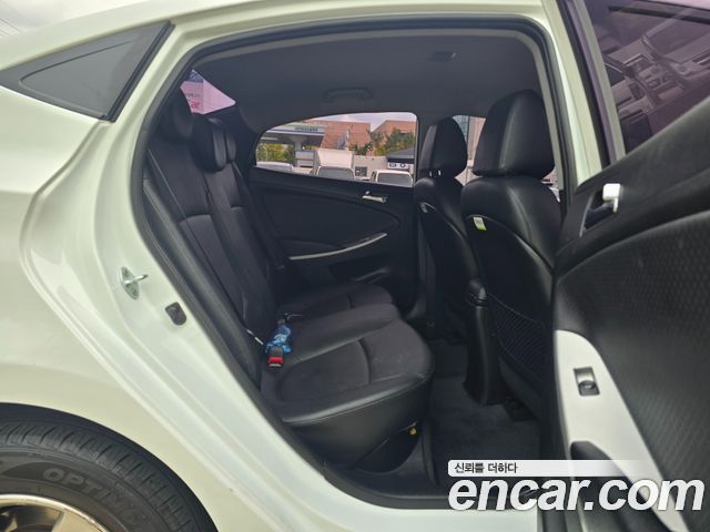 Hyundai Accent (New) 1.4 VVT Modern 2015 — фото 16