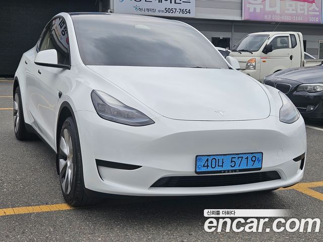 Tesla Model Y RWD 2024 — фото 2