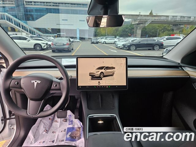 Tesla Model Y RWD 2024 — фото 10