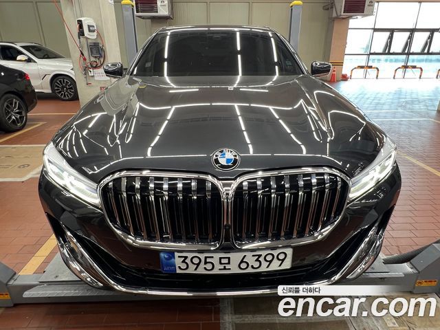 BMW 7 Series (G11) 740Li xDrive Design Pure Excellence