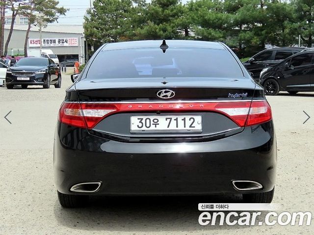 Hyundai Grandeur Hybrid (HG) Premium 2015 — фото 4