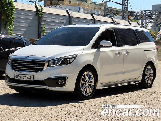 Kia Carnival 9-seater Prestige