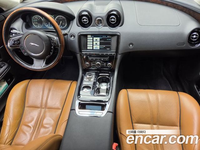 Jaguar XJ 3.0D Premium Luxury LWB X351 2015 — фото 7