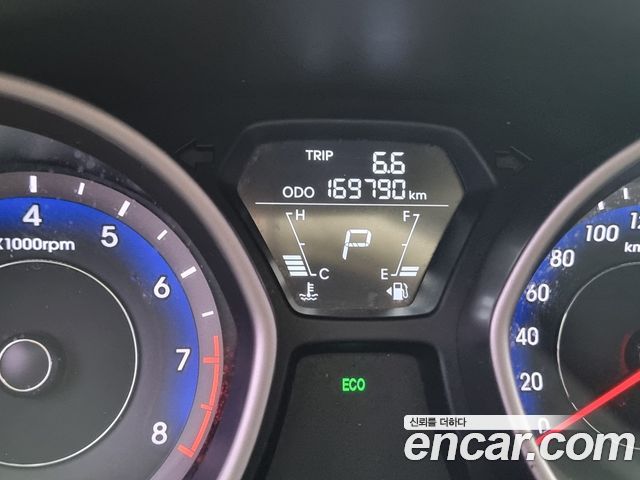 Hyundai Avante (MD) M16 GDI Style 2013 — фото 8