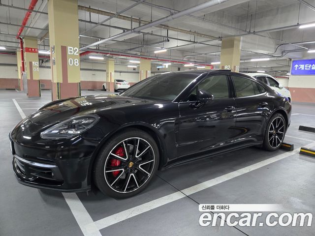 Porsche Panamera (971) 3.0 AWD