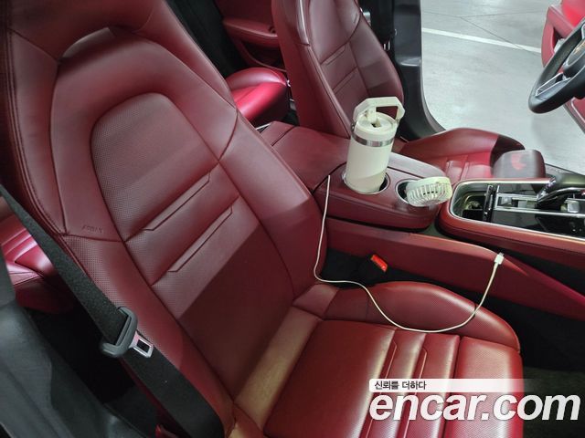 Porsche Panamera (971) 3.0 AWD 2018 — фото 10