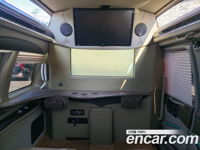 Chevrolet Express Van 6.0 2015 — фото 20